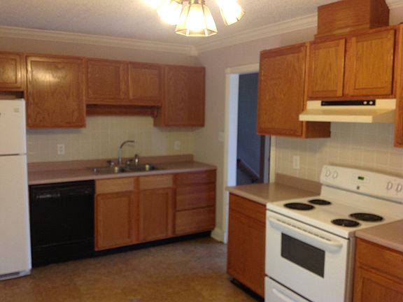 2nd image of 6709 Ellesmere Dr