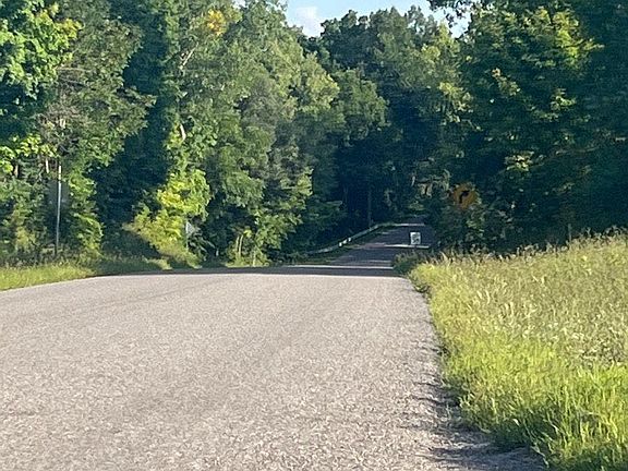 5th image of 2056 Morrow Ln