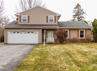 216 Red Lion Rd, Henrietta, NY 14467