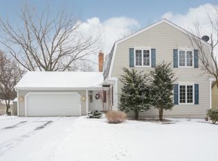 18815 30th Ave N, Plymouth, MN 55447