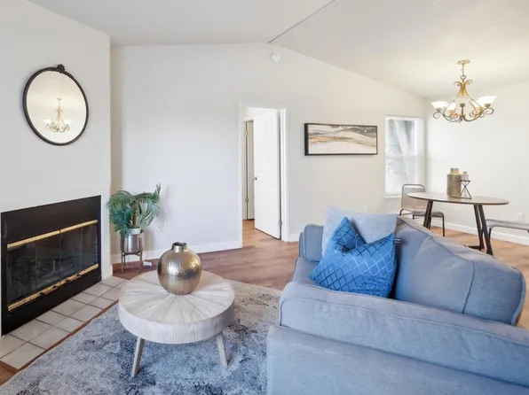 7 Lancaster Cir APT 233, Bay Point, CA 94565