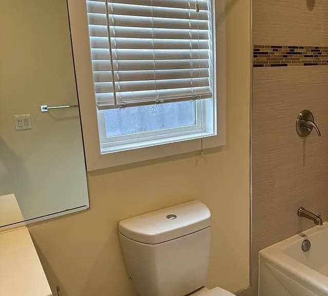 6401 S Victoria Ave — Photo 15