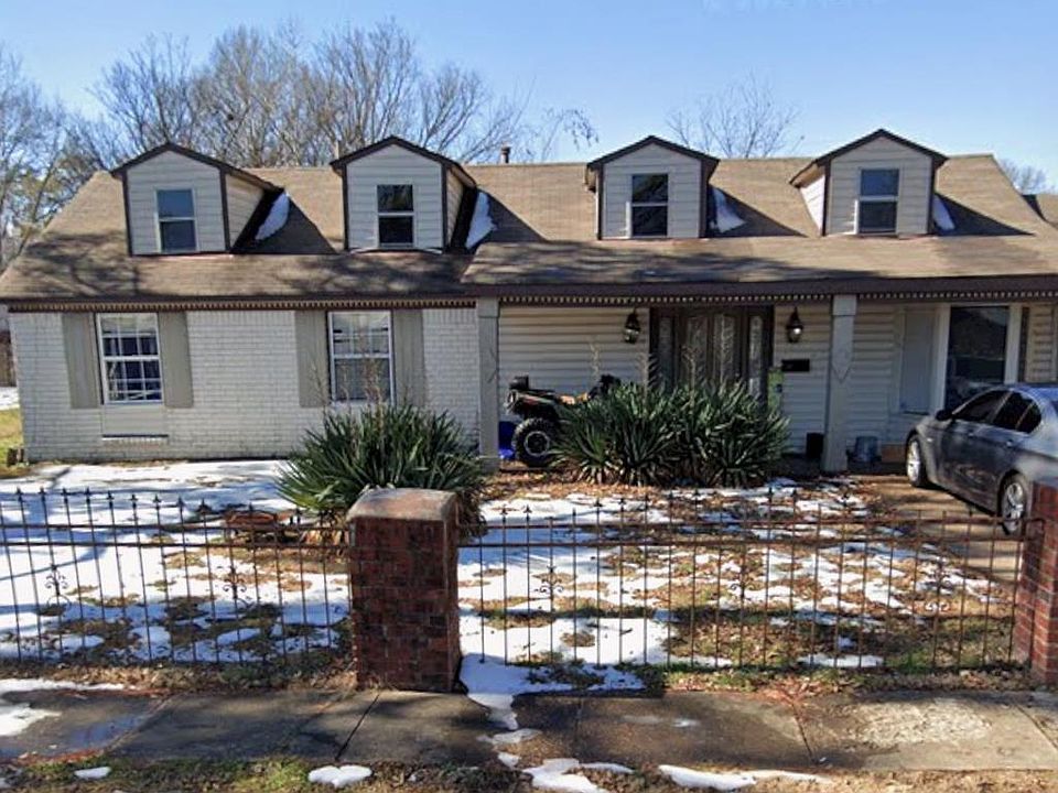 1st image of 702 Wilson Rd