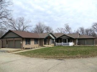 5568 Dry Ridge Rd, Cincinnati, OH 45252