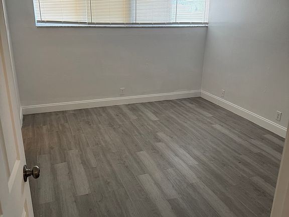 4th image of 2763 Woodgate Ln APT 101