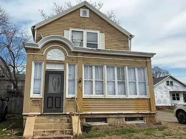 1414 SE 1st St, Evansville, IN 47713