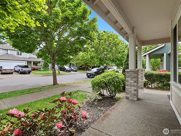 3rd image of 4049 Galena Street SE