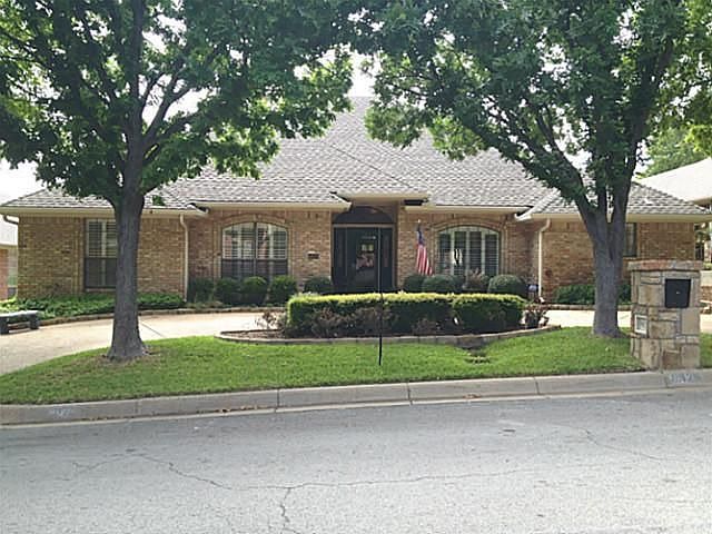 1st image of 6929 Allen Place Dr