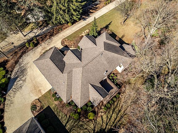 4th image of 5205 Einor Ave