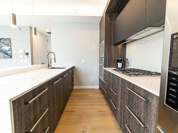 3rd image of 966 N 2nd St Unit 201