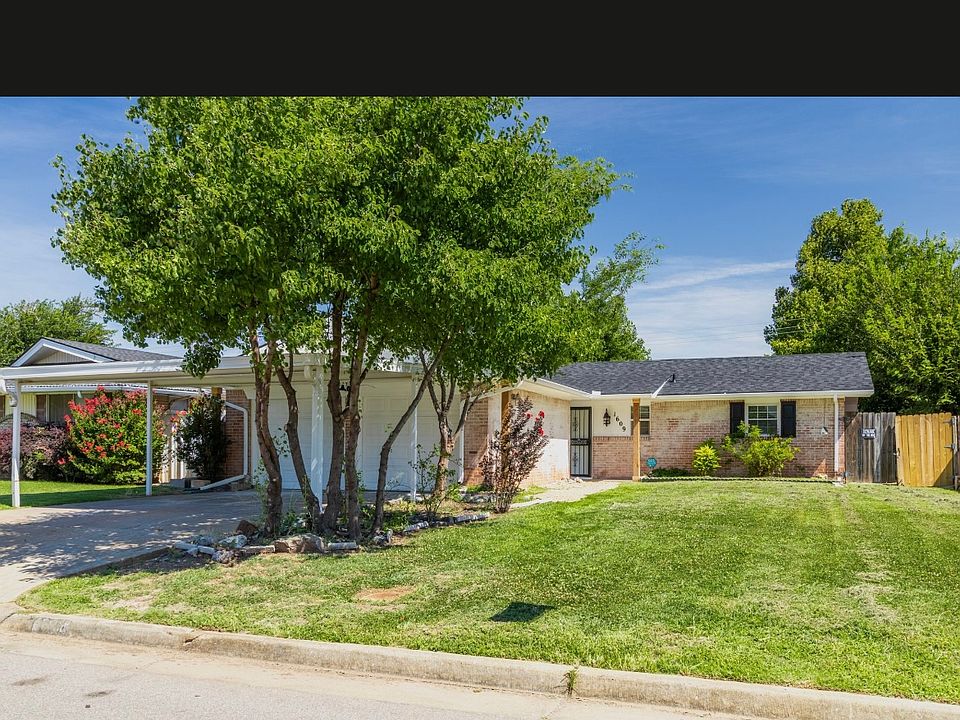 1st image of 1609 SW 78th Ter