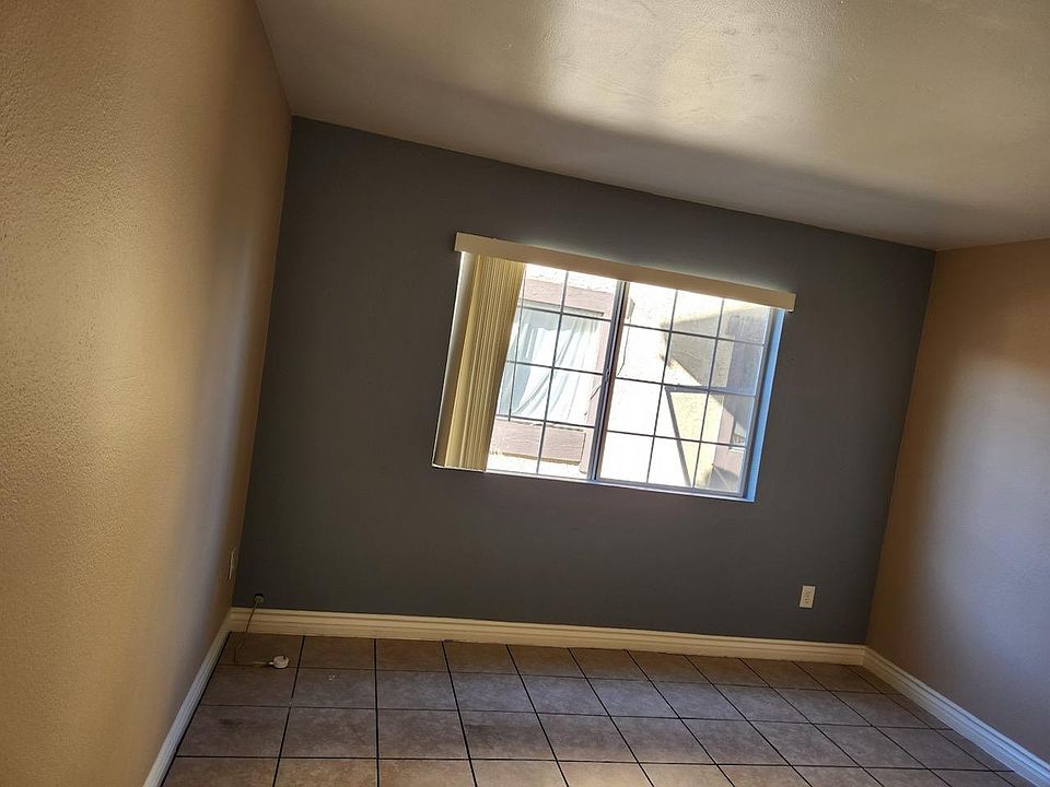 2nd image of 4236 Trevor Ln #B