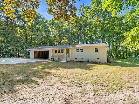 3rd image of 2177 Thornwell Rd