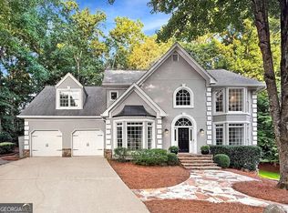 345 Kestrel Cv, Alpharetta, GA 30022