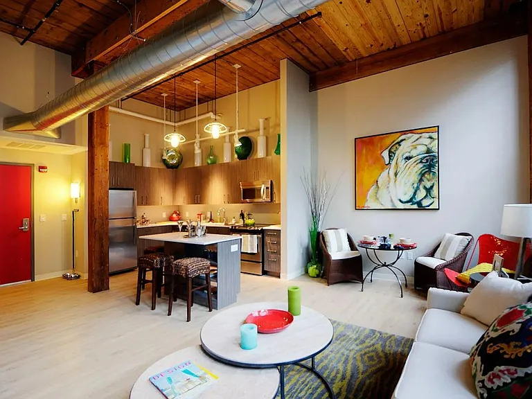 Winchester Lofts — Photo 6