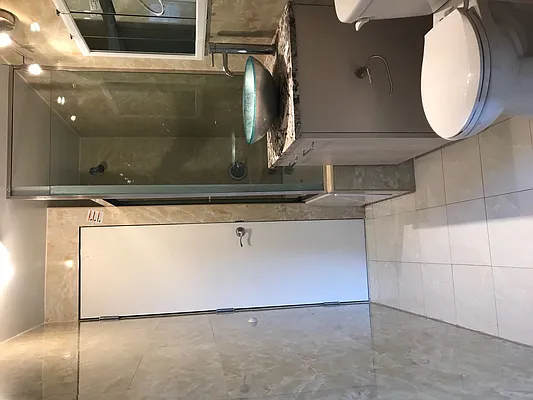Rented by 18 REALTY | media 26