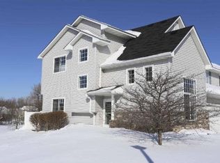 3202 Juniper Cir, Saint Paul, MN 55125