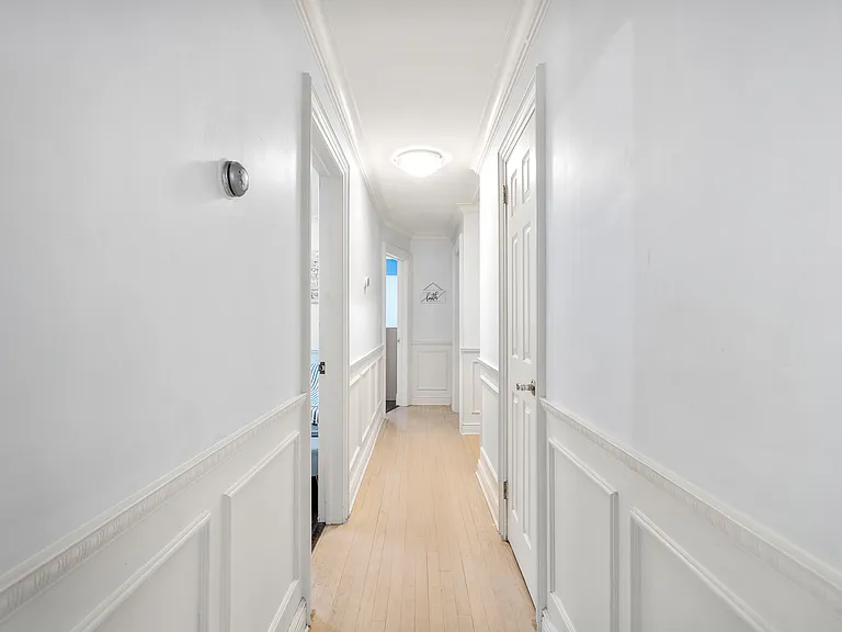 38 Carlson Ct — Photo 4
