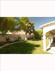 1st image of 985 English Heather Dr