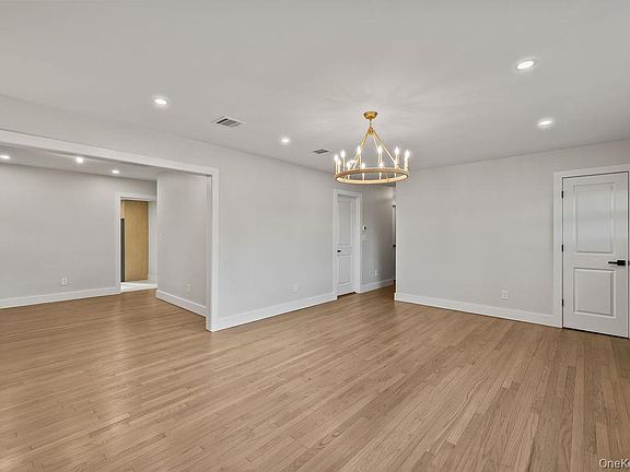 2nd image of 132 S Conger Avenue