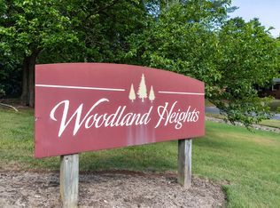 1208 10th Street Blvd NW #17903090, Hickory, NC 28601