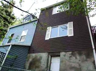 3002 Mullins St, Pittsburgh, PA 15212