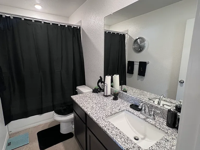 1313 Concord Dr #B — Photo 7