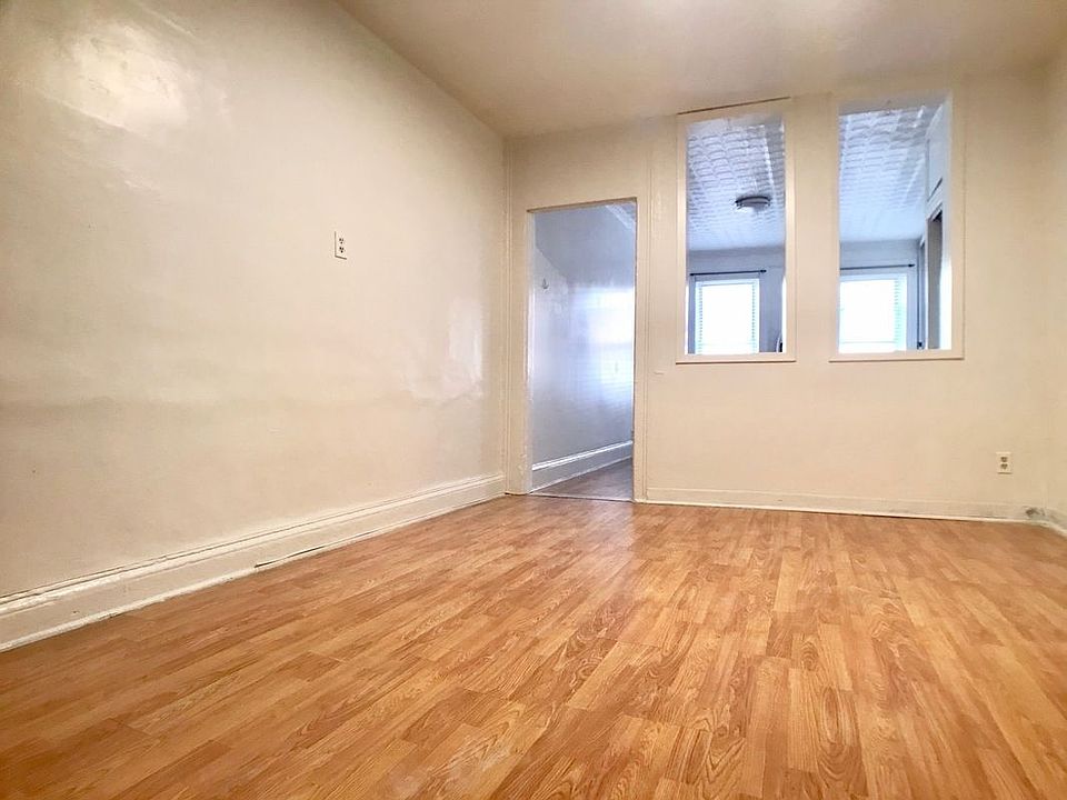 2nd image of 161 Mott St APT 12