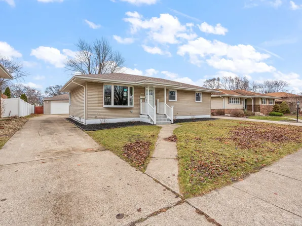 8749 Monroe Ave, Munster, IN 46321