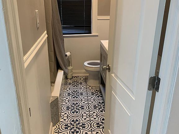 3rd image of 296 N Park St