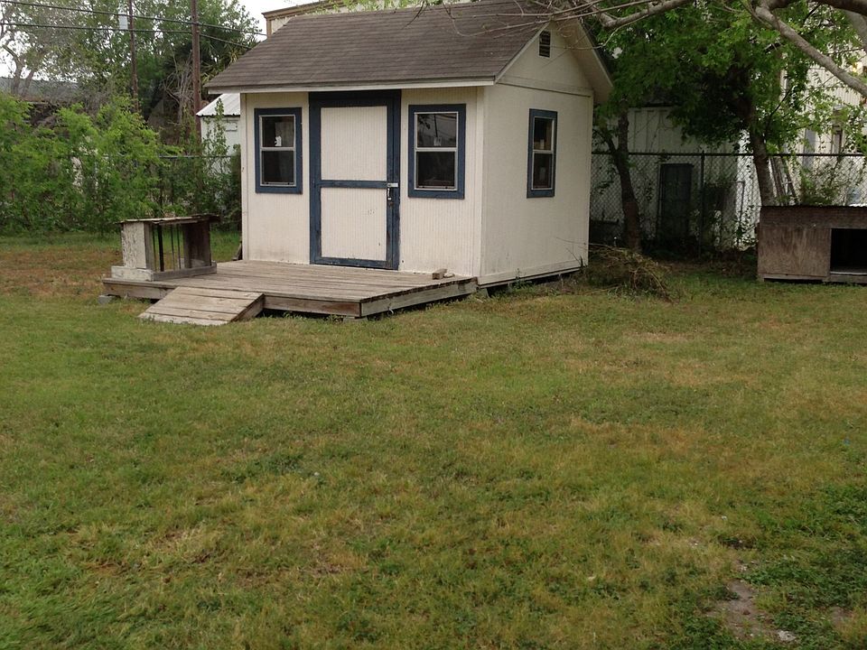 120 S San Antonio St, Port Lavaca, TX 77979 Zillow