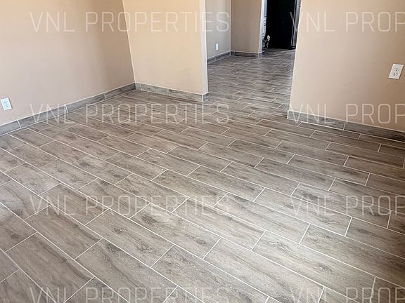 2nd image of 1083 9th St #1