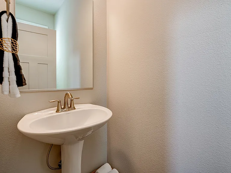 8782 N Otter Cir — Photo 63