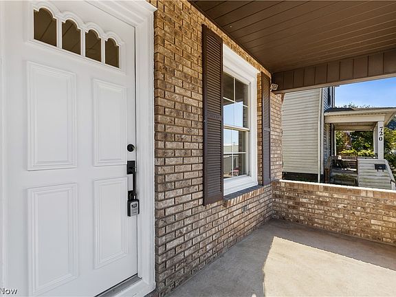 4th image of 724 Virginia Ave