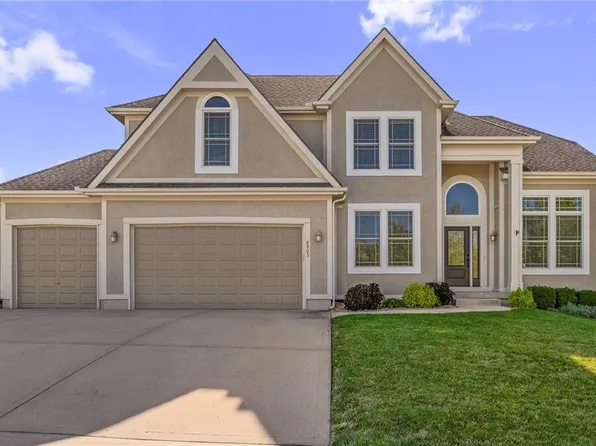 8905 NW 86th St, Kansas City, MO 64153