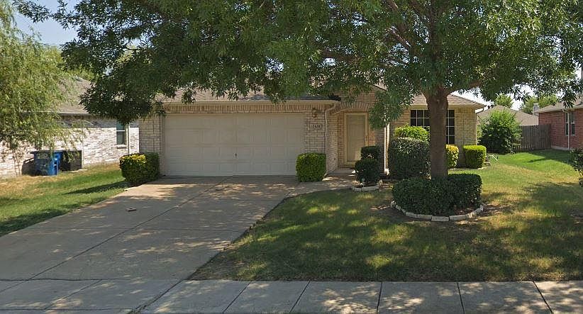 1st image of 1636 Fieldstone Dr