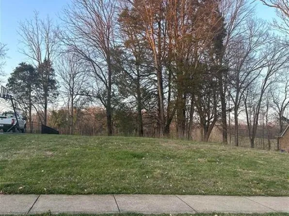 312 Cynthia Lynn Ct, Bowling Green, KY 42103