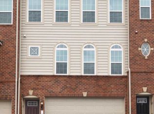 7073 Kona Dr, Gainesville, VA 20155