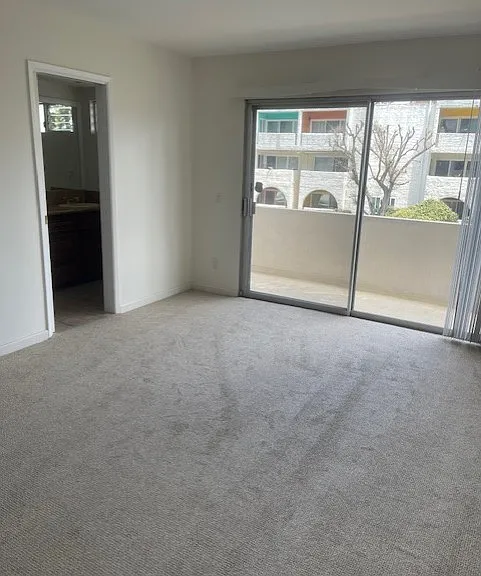 5630 Ravenspur Dr #103 — Photo 4