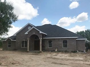 7442 N Us Highway 83, San Ygnacio, TX 78067