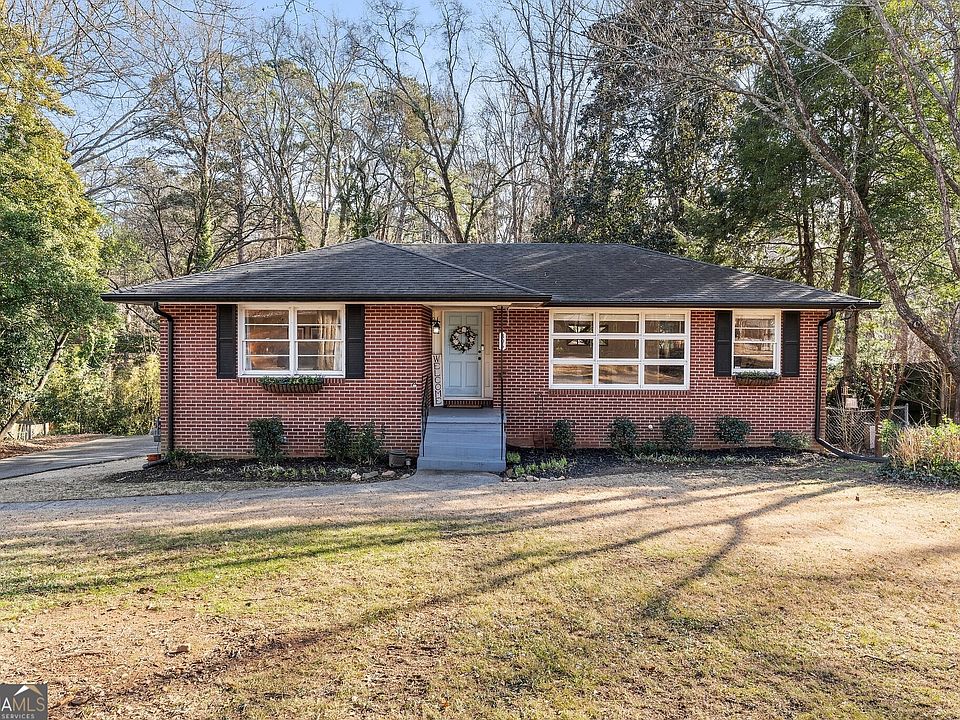 1st image of 305 Brookwood Dr
