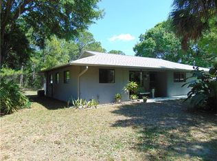 2906 Arrowsmith Rd, Wimauma, FL 33598