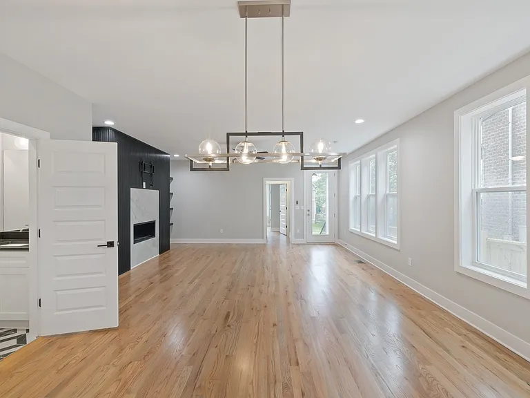 1810B Delta Ave — Photo 5