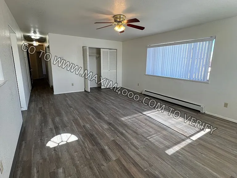 2441 Bunting Avenue — Photo 2