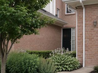 305 James Cir, Royal Oak, MI 48067