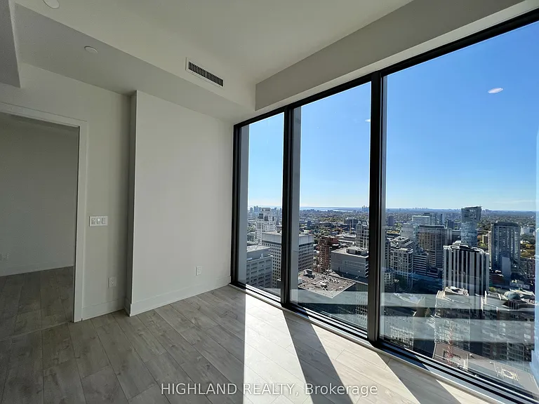 8 Cumberland St #3802 — Photo 14