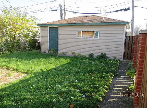 2nd image of 1839 S 47th Ct