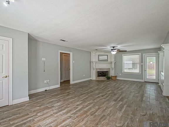 5th image of 15351 Country Rd