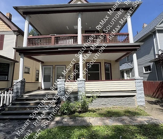 2082 W 87th St #1 — Photo 1