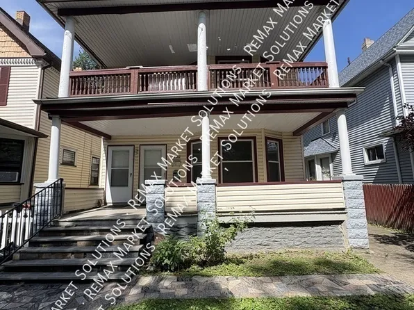 2082 W 87th St #1, Cleveland, OH 44102